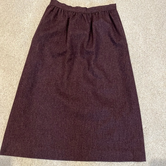 Vintage Evan Picone wool skirt - Picture 2 of 8